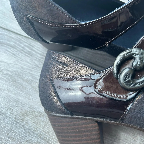 DORKING FLUCHOS Patent Leather Metallic Leather Mixed Mary Jane Shoes - Picture 14 of 16